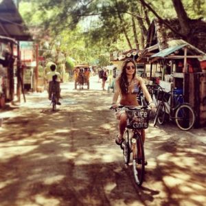 ride a bike at gili trawangan